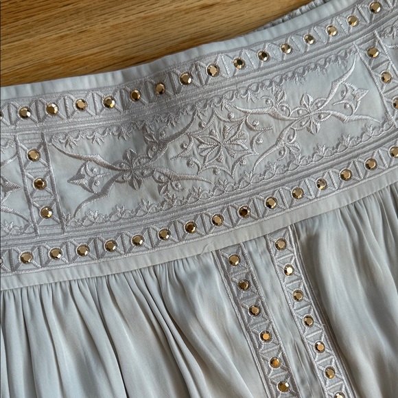 White House Black Market Cream Maxi Skirt - Picture 3 of 4